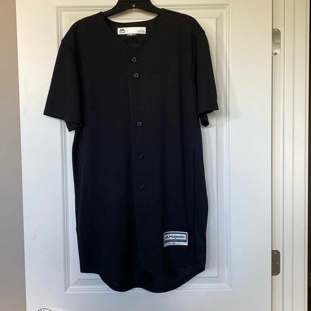 Majestic Baseball Jersey NEW size 40 Black